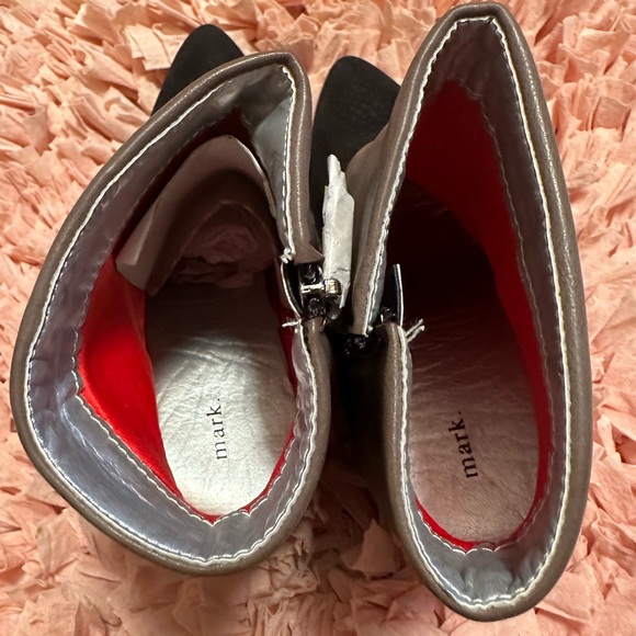 Mark Ankle Boots - Picture 7 of 11